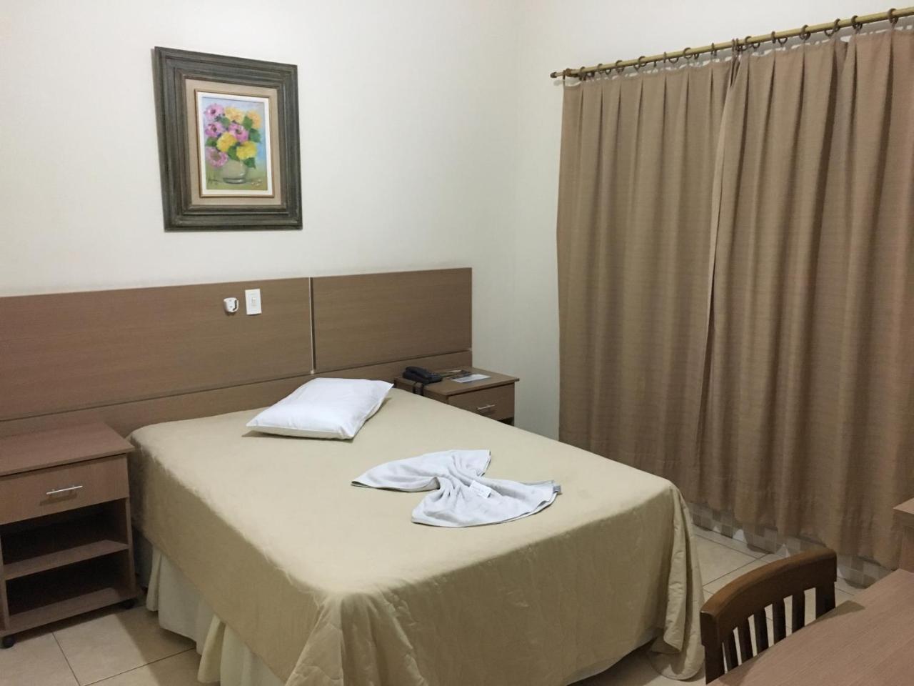 Hotel Vila Rica Alfenas Luaran gambar